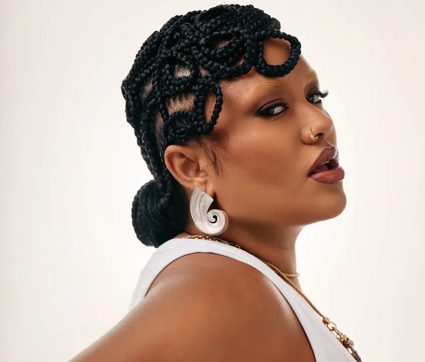 A cantora e compositora, Iuna Falcão