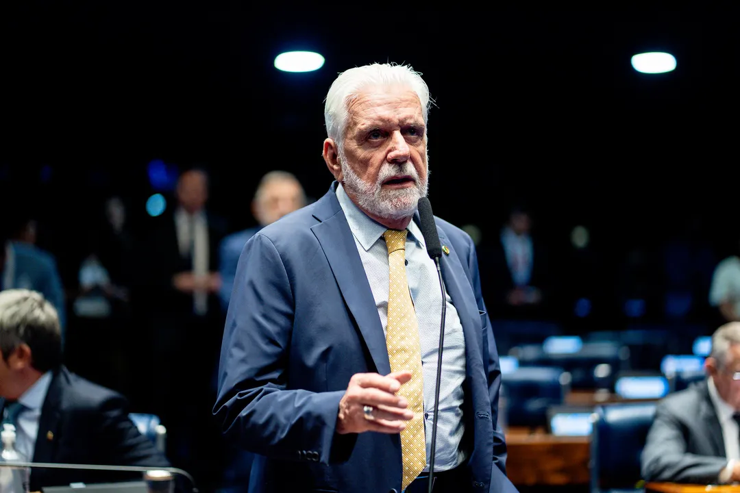 Jaques Wagner aponta descaso de Bolsonaro com a Bahia
