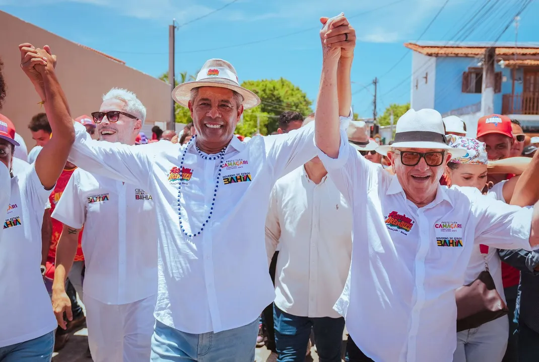 O governador da Bahia, Jerônimo Rodrigues, e o prefeito de Camaçari, Luiz Caetano
