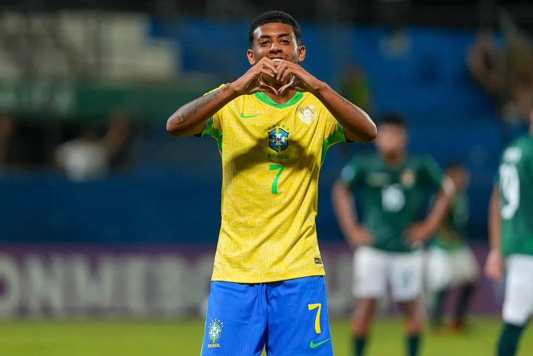 Furquim participou da estreia do Brasil contra a Bolívia