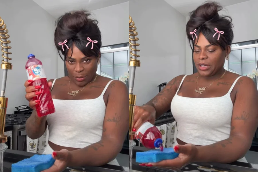 Jojo Todynho lavando louças com detergente Ypê