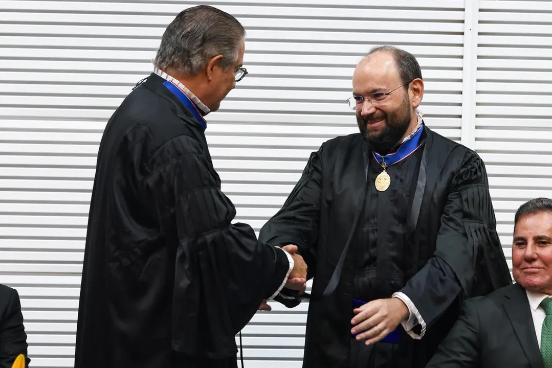 Maurício Kertzman tomou posse da presidência do TRE-BA.