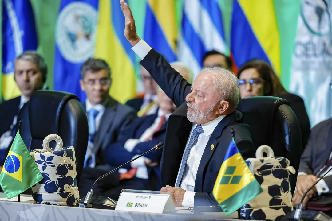 Após viagem à Colômbia, Lula participa de COP15 no Brasil