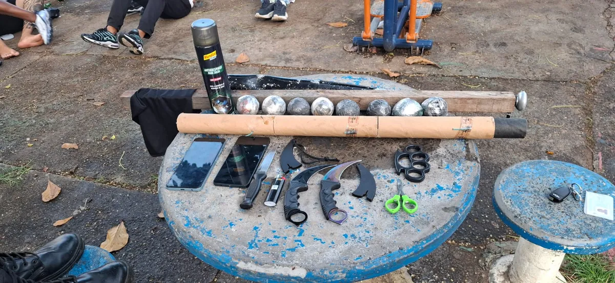 Materiais apreendidos na Boca do Rio