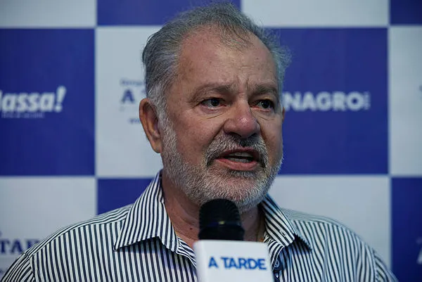 Marcelo Nilo pode tentar voo solo para o Senado