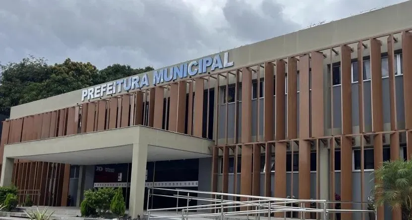 Prefeitura de Mata de São João admite risco de desabastecimento de medicamentos controlados.