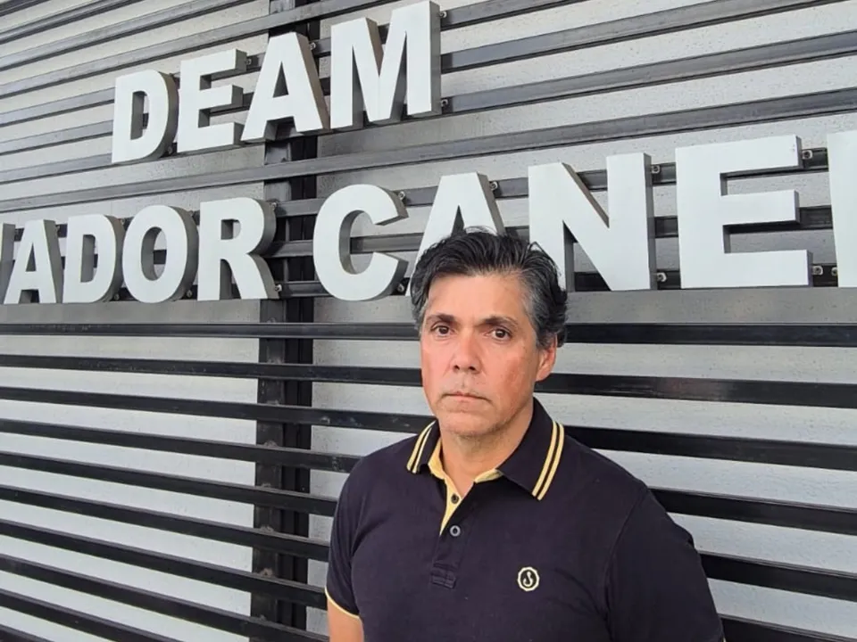 Médico Marcelo Arantes e Silva foi preso após suspeita de estuprar 23 pacientes em Goiás