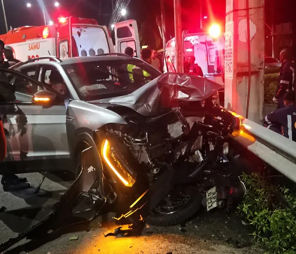 Acidente envolvendo motociclista por app