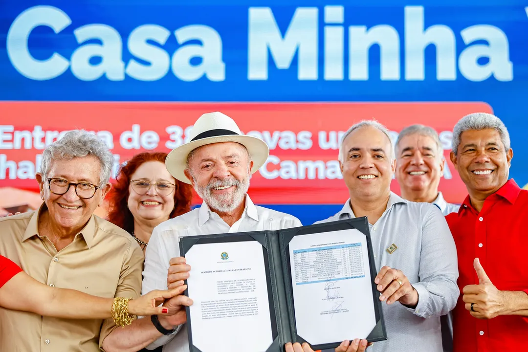 Lula na entrega de 384 unidades do programa Minha Casa Minha Vida em Camaçari