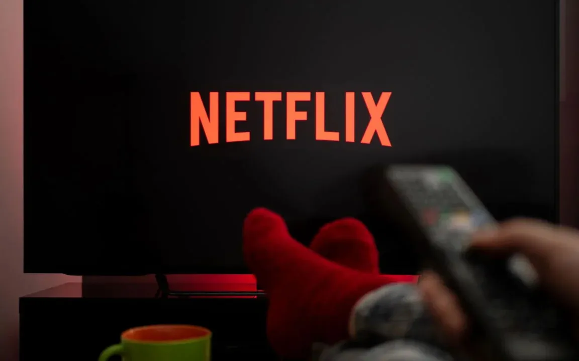 A empresa deve pagar multas para os clientes