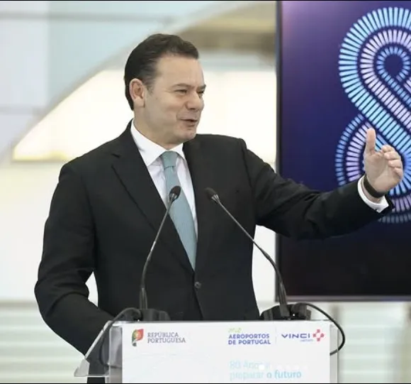 Imagem ilustrativa da imagem Novas leis em Portugal podem acelerar expulsão de imigrantes brasileiros