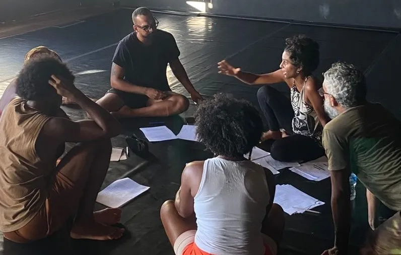 Curso de teatro em Salvador propõe mergulho profundo na dramaturgia de autoria negra