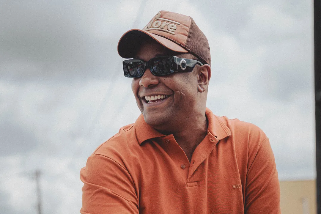 Márcio Victor inicia um novo capítulo da banda Psirico com "Samba de Vaquejada"