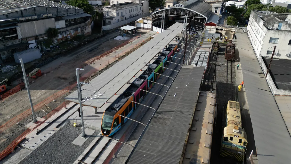 Imagem ilustrativa da imagem Obras do VLT modificam trânsito e transporte público de bairro de Salvador