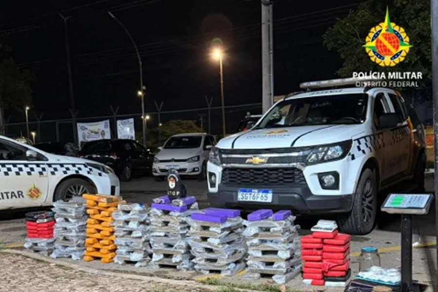 Imagem ilustrativa da imagem Operação da PM apreende 180 quilos de drogas, avaliadas em R$ 1 milhão