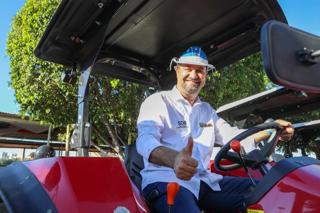 Osni esteve à frente da pasta por três anos e três meses