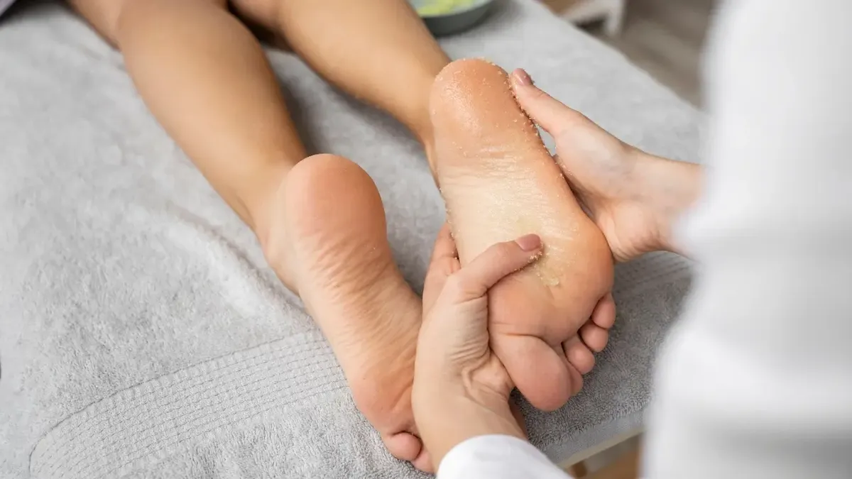 Inchaço nos pés é um sintoma comum após dias de festas