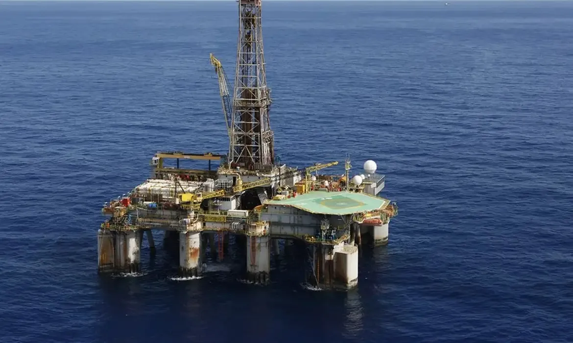 Aumenta preço do petróleo