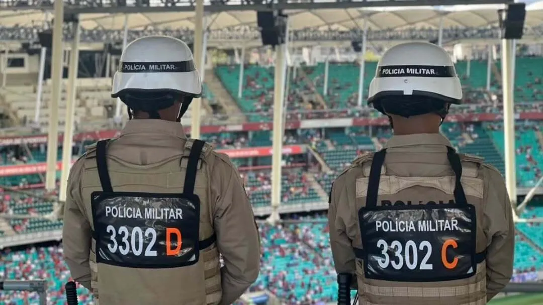 Policiais na Arena Fonte Nova