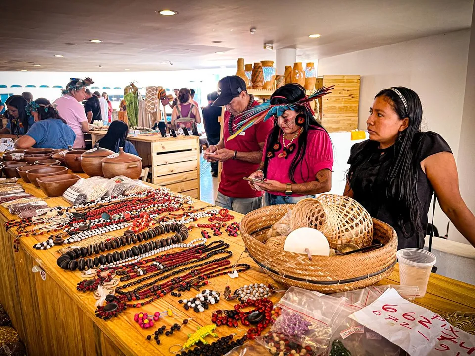 Feira se consolida como um espaço de protagonismo indígena