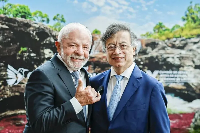 Lula e Gustavo Petro