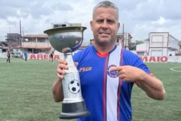 Imagem ilustrativa da imagem Presidente de time brasileiro morre em disputa de fôlego em piscina