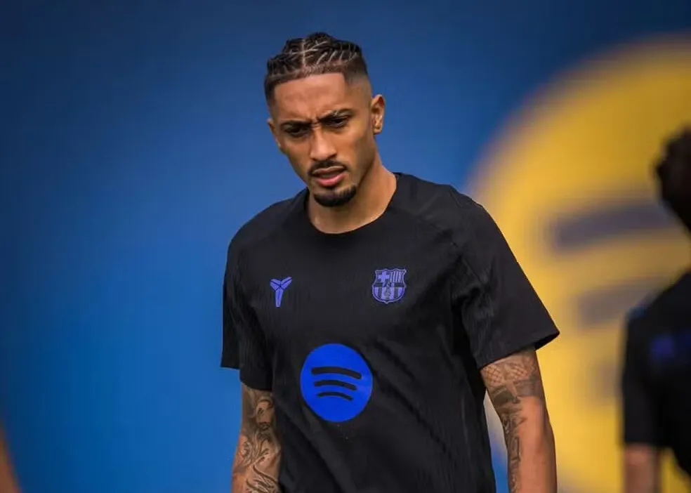 Raphinha em treino do Barcelona