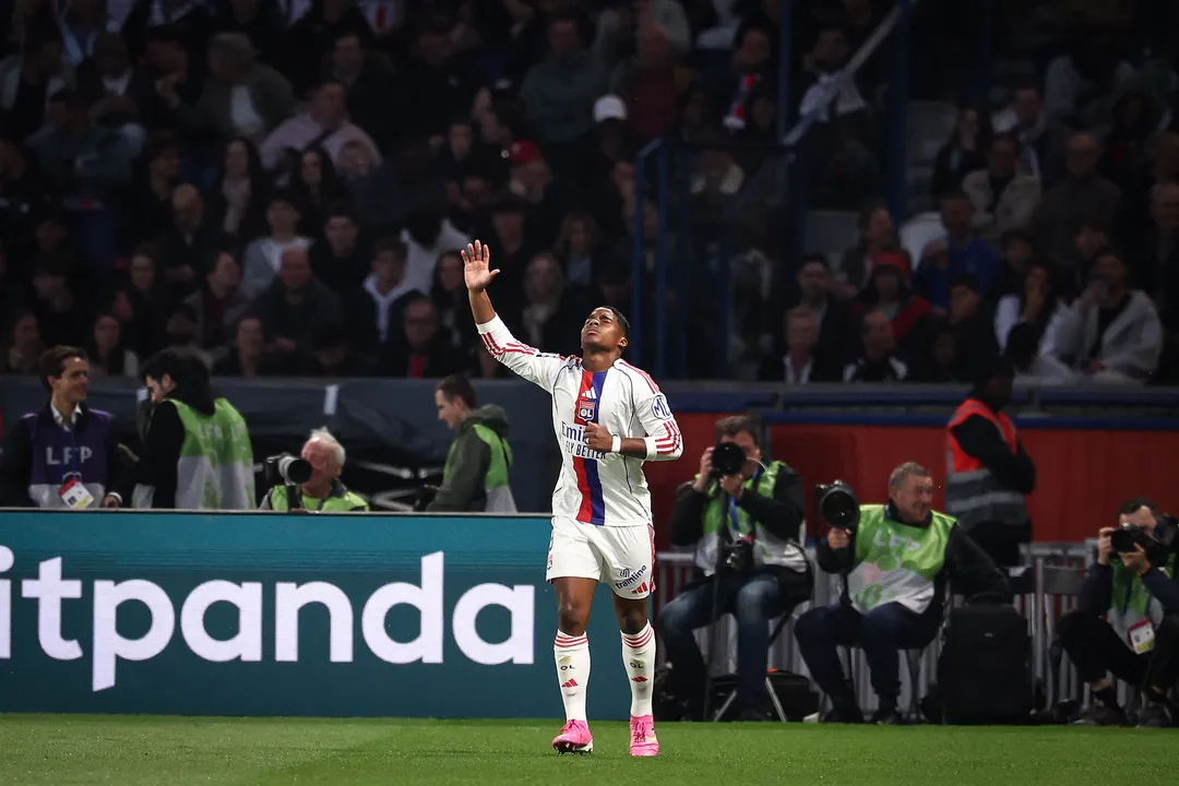 Endrick deixa Lyon e retorna ao Real Madrid antes da Copa