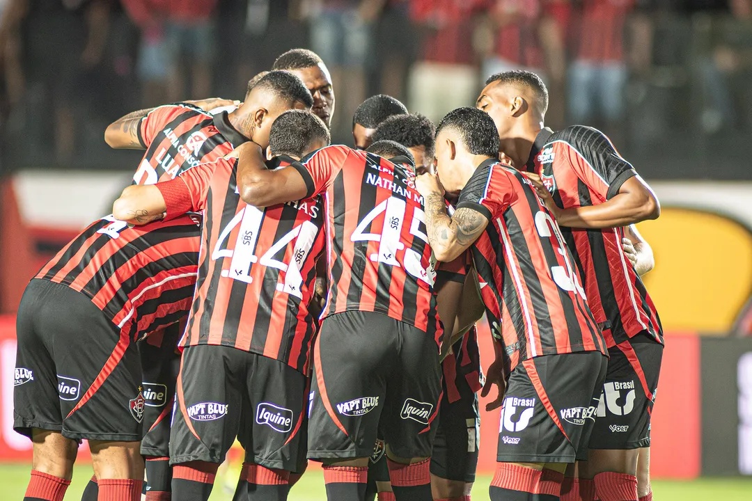 Elenco do Vitória em campo