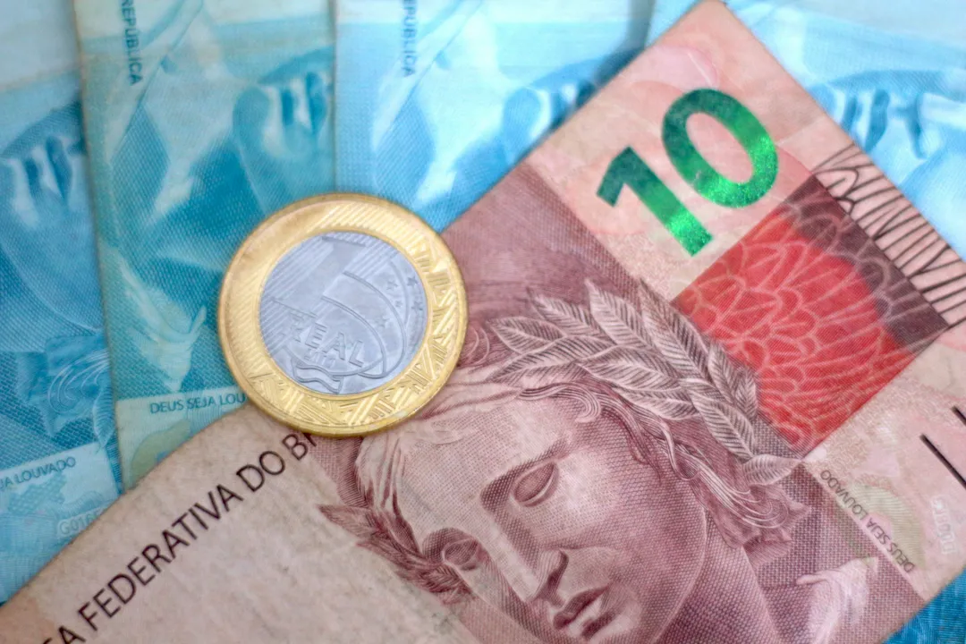 A regra atual mantém os juros de 3% e a Taxa Referencial (TR)