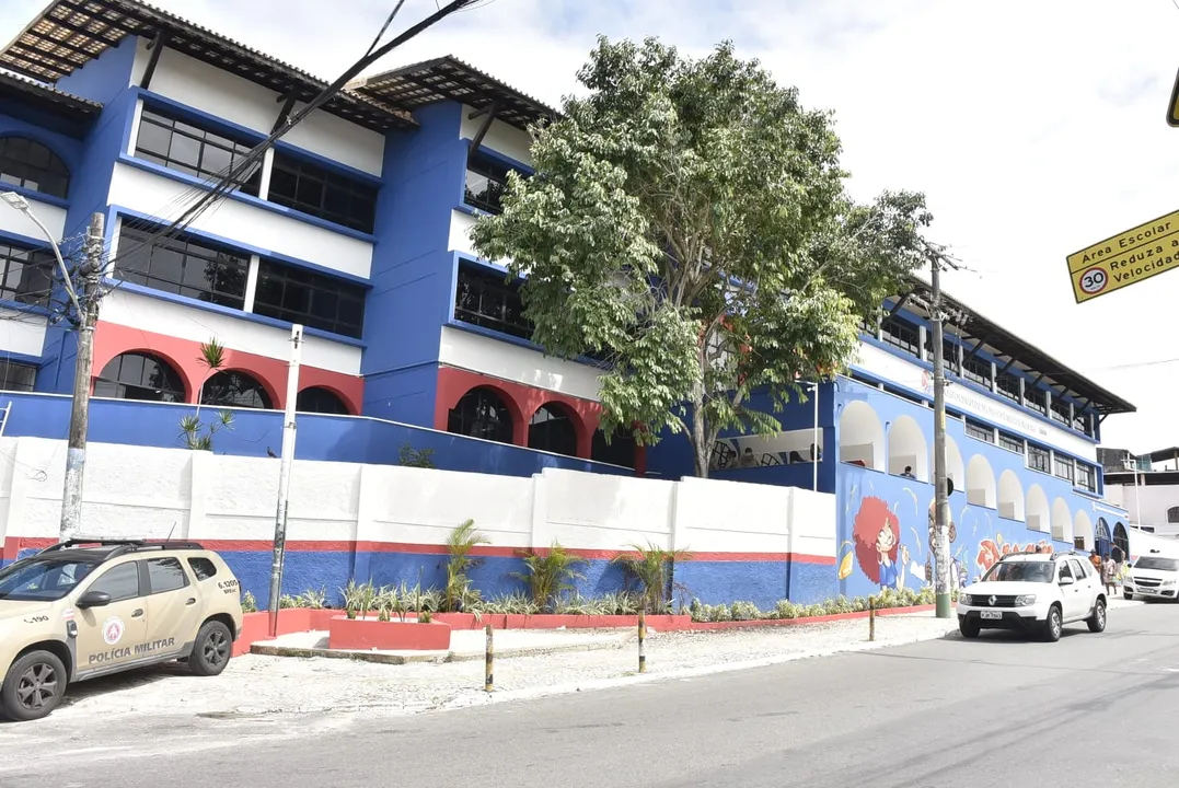 Entrega da requalificação do Colégio Estadual de Tempo Integral Rotary