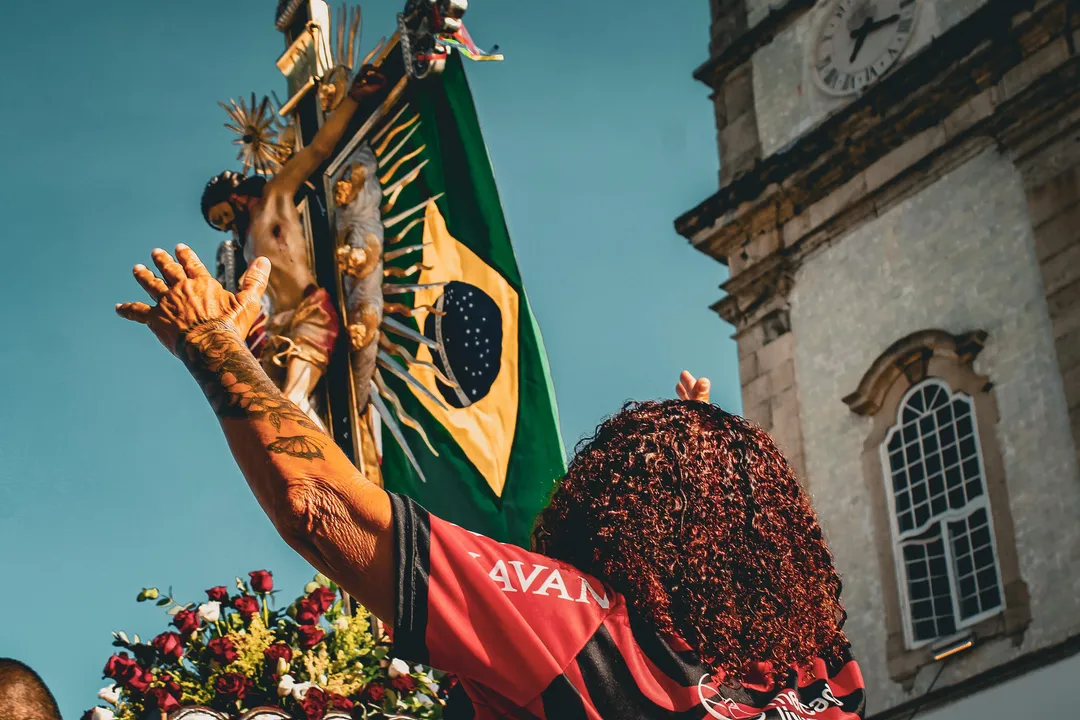 Da tradição católica às religiões de matriz africana, cidade abriga múltiplas formas de expressão religiosa