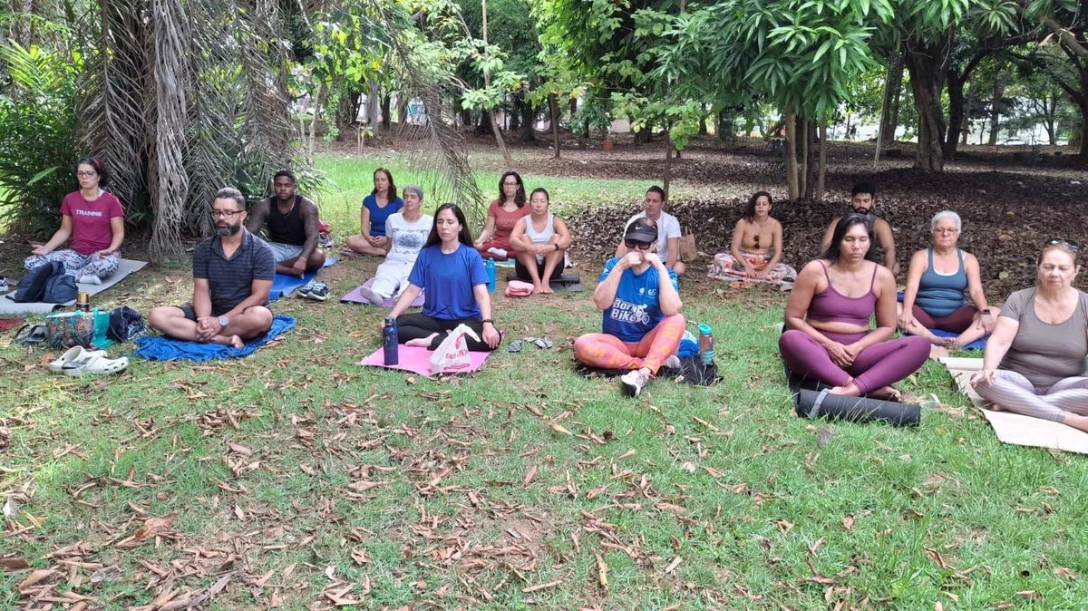 Prática guiada de meditação acontece na Praça dos Eucaliptos às 7h