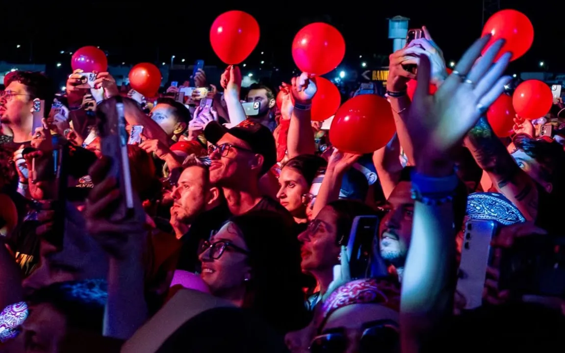A banda Guns N’ Roses arrastou uma multidão na capital baiana