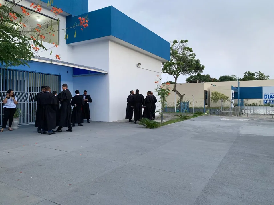 Imagem ilustrativa da imagem Sara Freitas: juiz pede que presentes deixem sala onde acontece julgamento