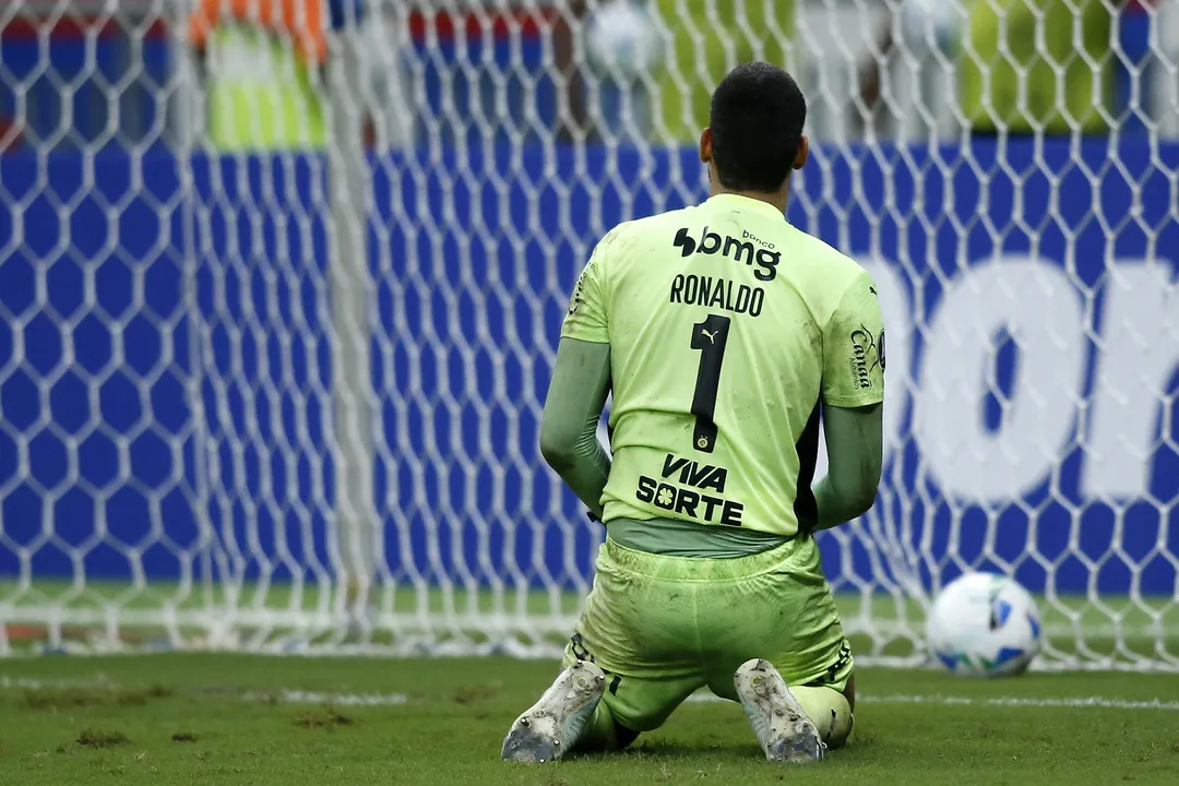 Após a queda do Bahia para o O’Higgins FC na pré-Copa Libertadores da América, Ronaldo admite abalo mental e cobra reação imediata.