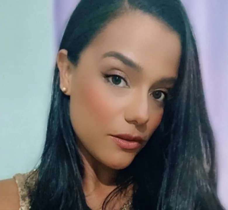 Emile Quessia Oliveira da Silva Sena