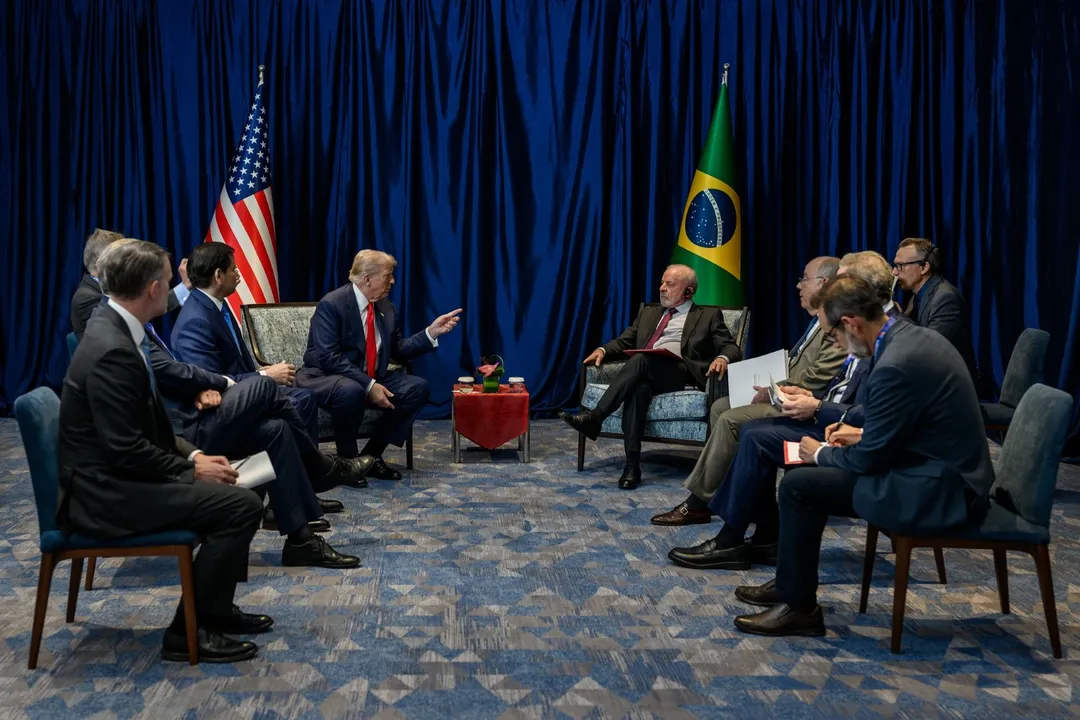Lula e Trump se encontram na Casa Branca
