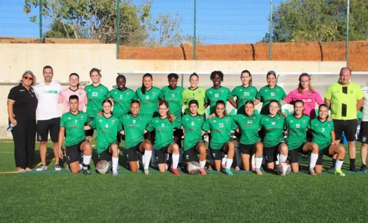 Time do Guia FC e Filipe Linz (segundo da esquerda para direita)