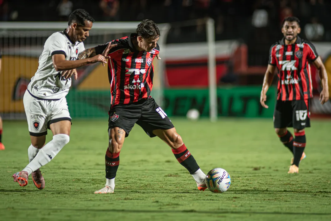 Diego Tarzia em ação