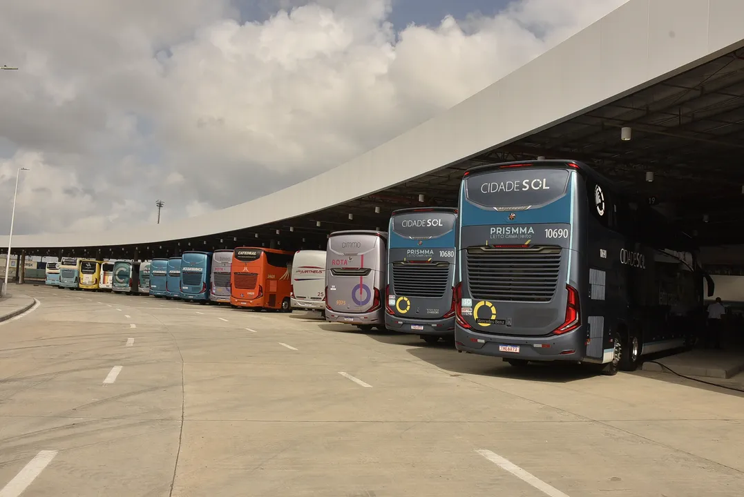 Ônibus interestadual na Rodoviária da Bahia