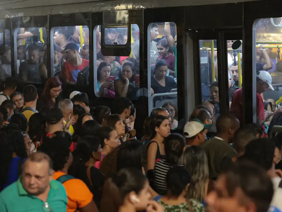 Projeto pode mudar salário de milhões de brasileiros