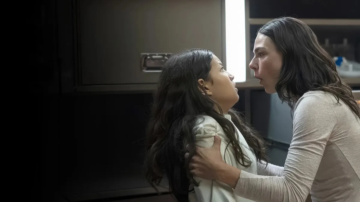 Remake brasileiro de 'Quarto do Pânico' chegou ao streaming com um fôlego novo