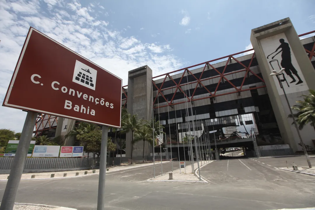A estrturua do Centro de Convenções da Bahia antigamente