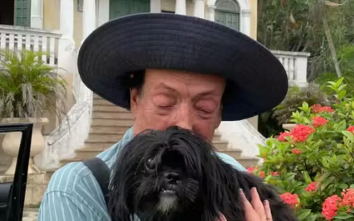 O artista contou detalhes de suas experiências