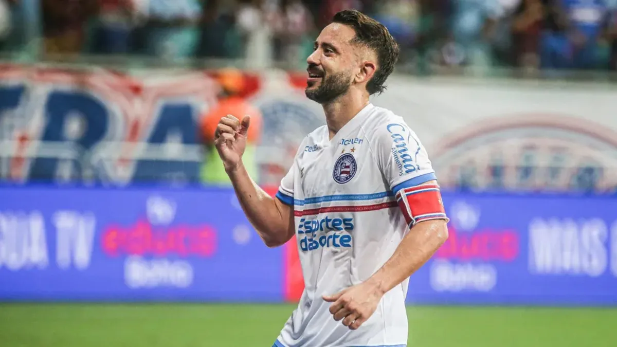 Éverton Ribeiro pelo Bahia
