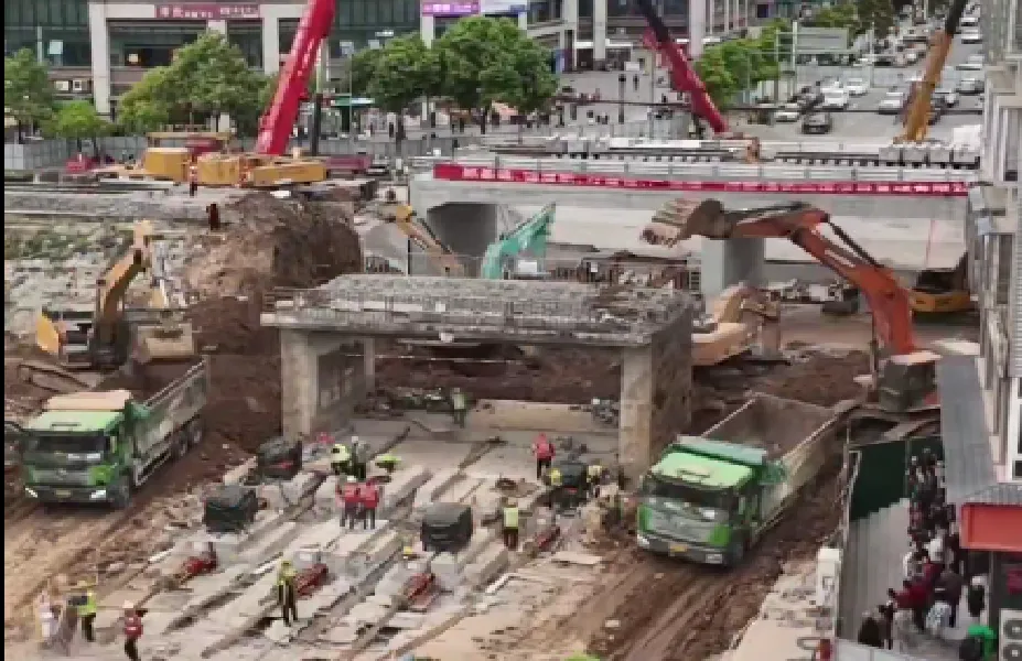 Construção na China