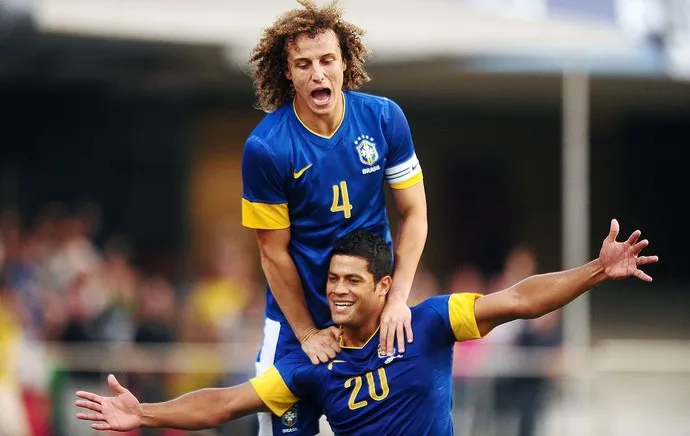 David Luiz e Hulk, revelados pelo Vitória, estiveram juntos na Copa do Mundo de 2014