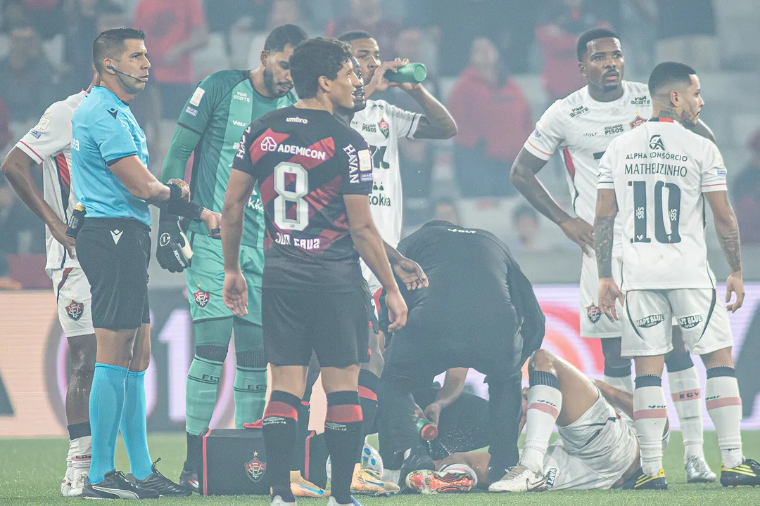 Arbitragem na Arena da Baixada foi conduzida por Bruno Arleu de Araújo