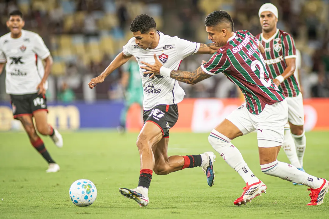 Renê marcou um dos gols rubro-negros no Maracanã